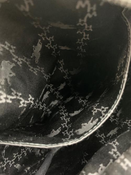 HUNTING WORLD（ハンティングワールド）HUNTING WORLD (ハンティングワールド) ショルダーバッグ ブラックの古着・服飾アイテム