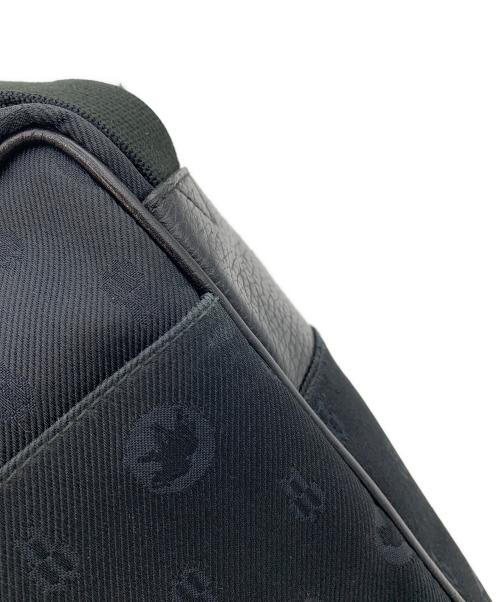 HUNTING WORLD（ハンティングワールド）HUNTING WORLD (ハンティングワールド) ショルダーバッグ ブラックの古着・服飾アイテム