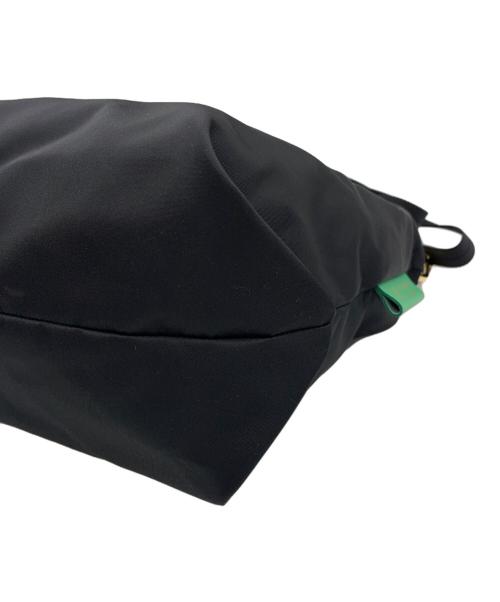 VIOLAd'ORO（ヴィオラドーロ）VIOLAd'ORO (ヴィオラドーロ) ノットハンドルナイロントートS  ブラック×グリーンの古着・服飾アイテム