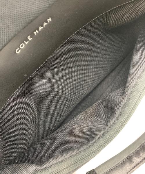COLE HAAN（コールハーン）COLE HAAN (コールハーン) アウトペース ダッフル ブラックの古着・服飾アイテム