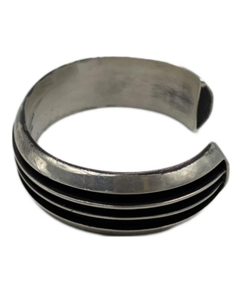 Tom & Hawk（トム&ホーク）Tom & Hawk (トム&ホーク) 3 line Bangle 15mmの古着・服飾アイテム