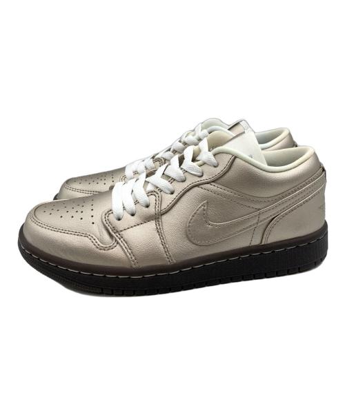 NIKE（ナイキ）NIKE (ナイキ) WMNS AIR JORDAN 1 LOW SE ゴールド サイズ:23.0cmの古着・服飾アイテム