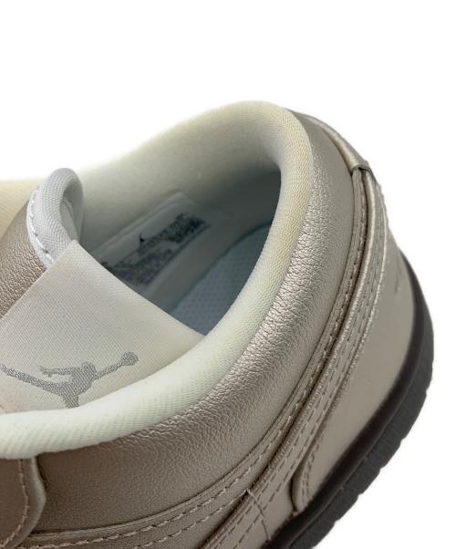 NIKE（ナイキ）NIKE (ナイキ) WMNS AIR JORDAN 1 LOW SE ゴールド サイズ:23.0cmの古着・服飾アイテム