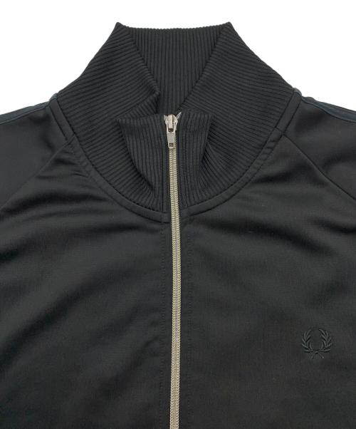 FRED PERRY（フレッドペリー）FRED PERRY (フレッドペリー) トラックジャケット ブラック サイズ:XLの古着・服飾アイテム