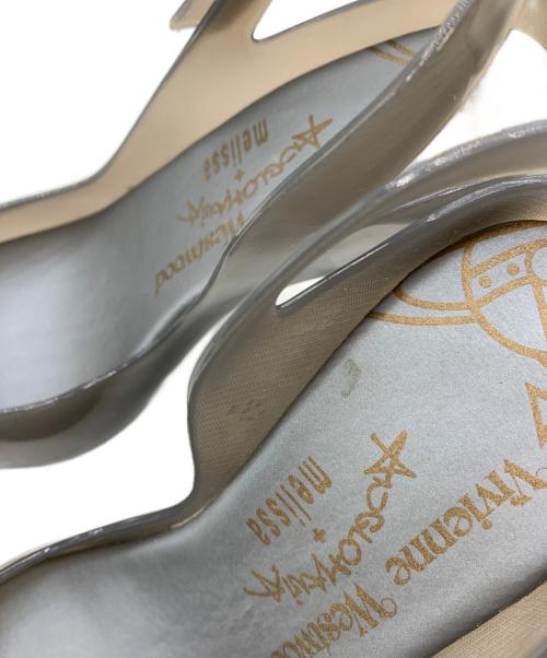 Vivienne Westwood（ヴィヴィアンウエストウッド）Vivienne Westwood (ヴィヴィアンウエストウッド) melissa (メリッサ) パンプス グレー サイズ:USA8の古着・服飾アイテム