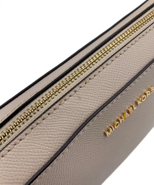 MICHAEL KORS（マイケル・コース）MICHAEL KORS (マイケル・コース) ショルダーバッグ ピンクの古着・服飾アイテム