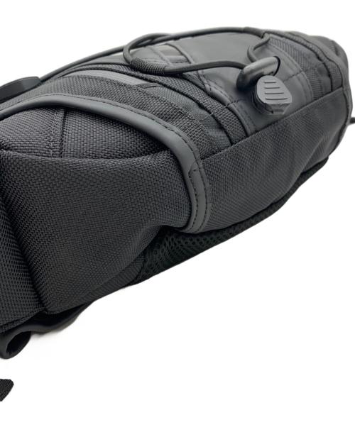 KUSHITANI（クシタニ）KUSHITANI (クシタニ) ヒップバッグ ブラックの古着・服飾アイテム