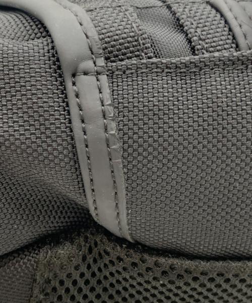 KUSHITANI（クシタニ）KUSHITANI (クシタニ) ヒップバッグ ブラックの古着・服飾アイテム