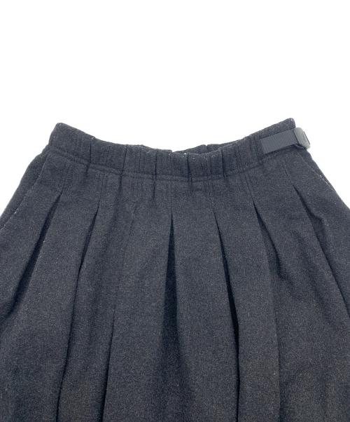 GRAMICCI（グラミチ）GRAMICCI (グラミチ) WOOL PLEATED SKIRT/ウールプレイティドスカート グレー サイズ:USA Sの古着・服飾アイテム