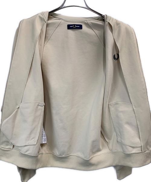 FRED PERRY（フレッドペリー）FRED PERRY (フレッドペリー) コントラストテープトラックジャケット ベージュ サイズ:Sの古着・服飾アイテム