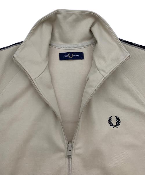 FRED PERRY（フレッドペリー）FRED PERRY (フレッドペリー) コントラストテープトラックジャケット ベージュ サイズ:Sの古着・服飾アイテム