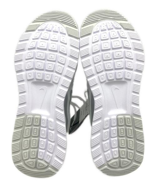 NIKE（ナイキ）NIKE (ナイキ) スニーカー AIR MAX NUAXIS ホワイト サイズ:27.5 未使用品の古着・服飾アイテム