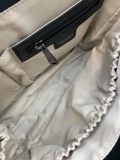 MINA BAIE（ミーナ・ベイ）MINA BAIE (ミーナ・ベイ) ショルダーバッグ ブラックの古着・服飾アイテム