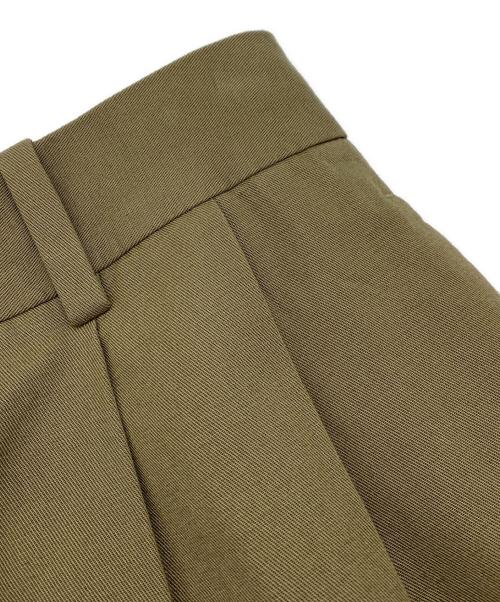 COS（コス）COS (コス) タックパンツ ブラウン サイズ:42の古着・服飾アイテム