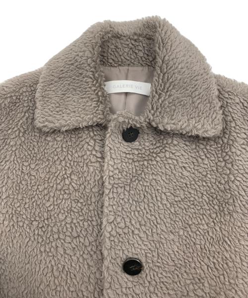 GALERIE VIE（ギャルリーヴィー）GALERIE VIE (ギャルリーヴィー) シープボア ステンカラーブルゾン ベージュ サイズ:36の古着・服飾アイテム