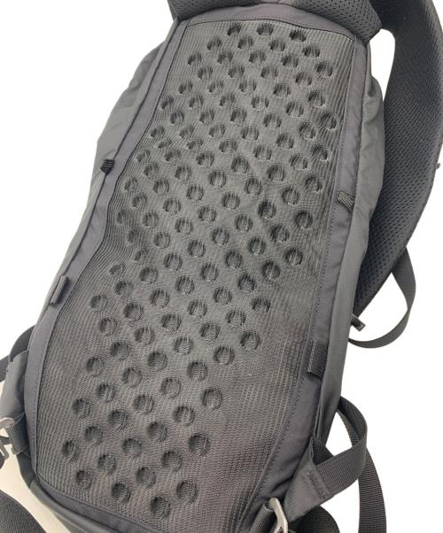 ARC'TERYX（アークテリクス）ARC'TERYX (アークテリクス) リュック ブラックの古着・服飾アイテム