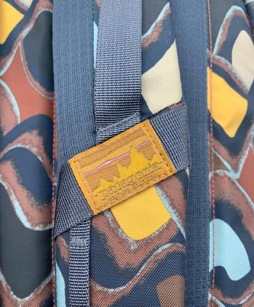 Patagonia（パタゴニア）Patagonia (パタゴニア) デイパック グレーの古着・服飾アイテム