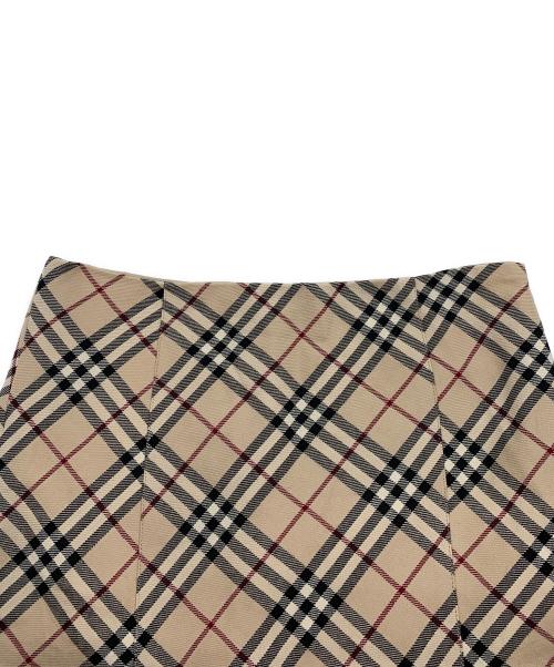 BURBERRY BLUE LABEL（バーバリー ブルー レーベル）BURBERRY BLUE LABEL (バーバリー ブルー レーベル) フレアスカート ベージュ サイズ:38の古着・服飾アイテム