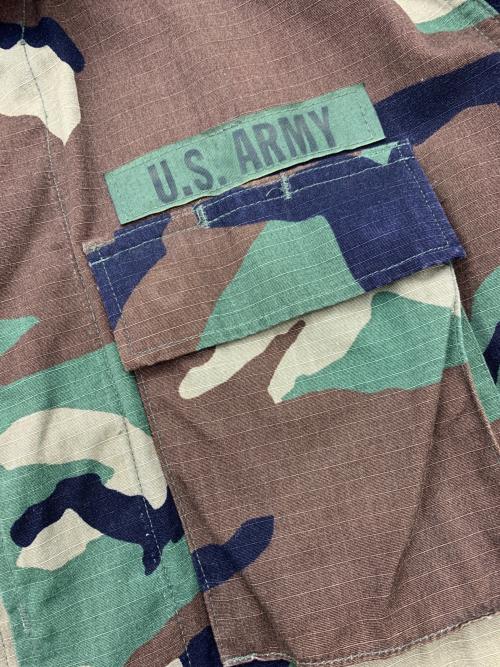 US ARMY（ユーエスアーミー）US ARMY (ユーエスアーミー) ミリタリージャケット カーキ サイズ:Sの古着・服飾アイテム