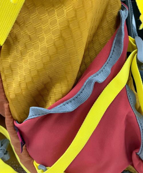 hasky（ハスキー）hasky (ハスキー) バックパック イエローの古着・服飾アイテム