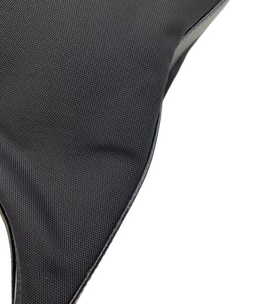 GUCCI（グッチ）GUCCI (グッチ) ワンショルダーバッグ ブラックの古着・服飾アイテム
