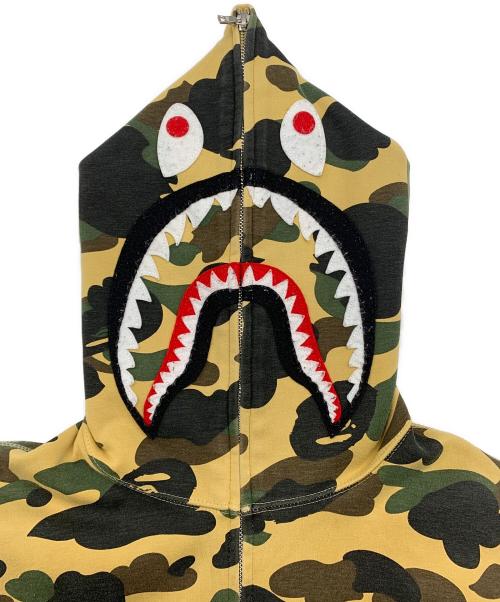 A BATHING APE（アベイシングエイプ）A BATHING APE (アベイシングエイプ) ジップパーカー ベージュ サイズ:Ｍの古着・服飾アイテム