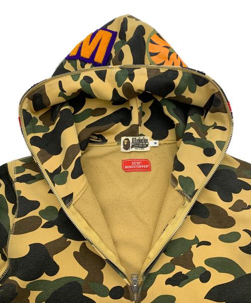 A BATHING APE（アベイシングエイプ）A BATHING APE (アベイシングエイプ) ジップパーカー ベージュ サイズ:Ｍの古着・服飾アイテム