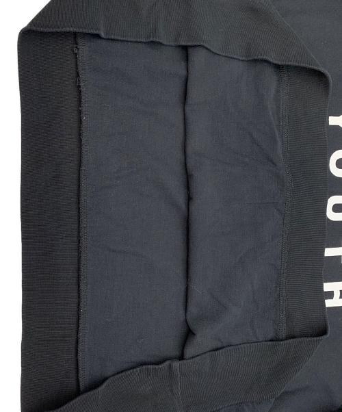 Liberal youth ministry（リベラルユースミニストリー）Liberal youth ministry (リベラルユースミニストリー) ロゴプリントタートルネックTシャツ ブラック サイズ:Sの古着・服飾アイテム