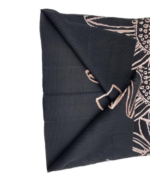 ISSEY MIYAKE me（イッセイ ミヤケ ミー）ISSEY MIYAKE me (イッセイ ミヤケ ミー) 長袖ブラウス ブラック サイズ:記載なしの古着・服飾アイテム