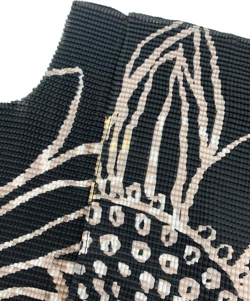 ISSEY MIYAKE me（イッセイ ミヤケ ミー）ISSEY MIYAKE me (イッセイ ミヤケ ミー) 長袖ブラウス ブラック サイズ:記載なしの古着・服飾アイテム