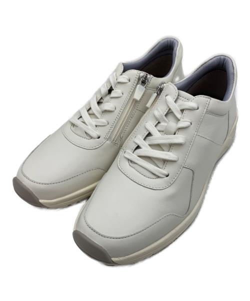 halmek（ハルメク）halmek (ハルメク) シープレザー撥水スニーカー アイボリー サイズ:24.0cmの古着・服飾アイテム