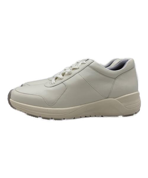 halmek（ハルメク）halmek (ハルメク) シープレザー撥水スニーカー アイボリー サイズ:24.0cmの古着・服飾アイテム