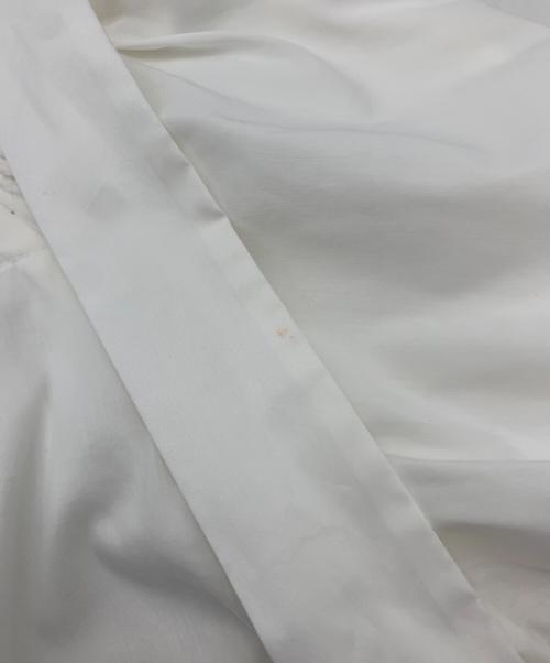 FRAY ID（フレイ アイディー）FRAY ID (フレイ アイディー) タックオフショルリボンブラウス ホワイト サイズ:ONE SIZEの古着・服飾アイテム