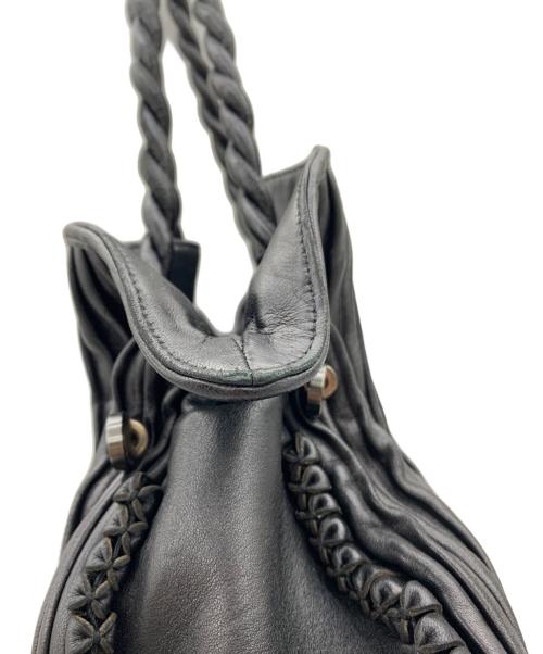 BVLGARI（ブルガリ）BVLGARI (ブルガリ) ギャザープリーツハンドバッグ ブラックの古着・服飾アイテム