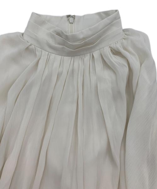 Snidel（スナイデル）Snidel (スナイデル) コールドショルダーセットアップ ホワイトの古着・服飾アイテム