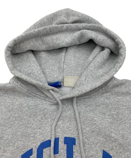 UCLA（ユーシーエルエー）UCLA (ユーシーエルエー) NUTMEG (ナツメグ) Bruinsカレッジロゴパーカー グレー サイズ:Lの古着・服飾アイテム