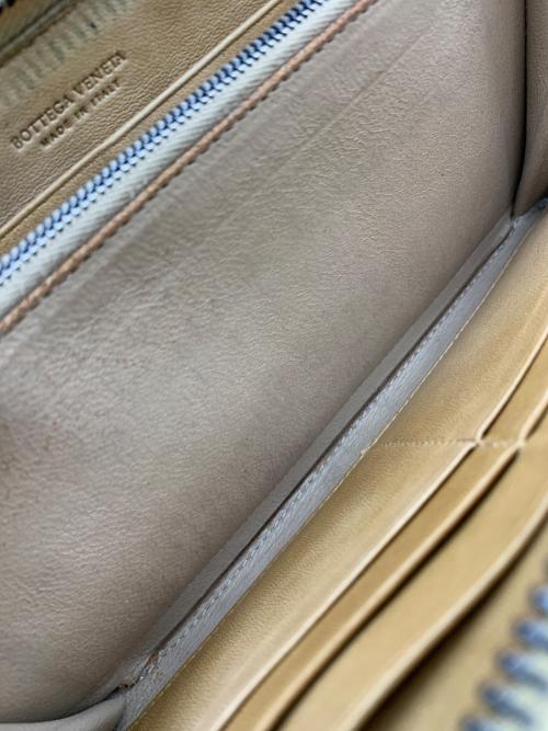 BOTTEGA VENETA（ボッテガベネタ）BOTTEGA VENETA (ボッテガベネタ) 長財布 キャメルの古着・服飾アイテム