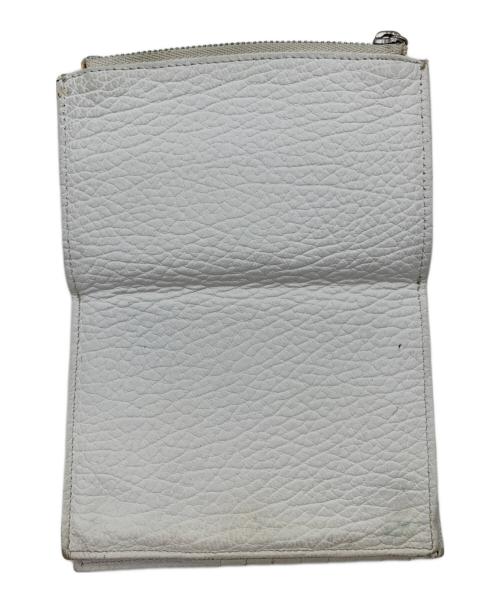 Maison Margiela（メゾンマルジェラ）Maison Margiela (メゾンマルジェラ) レザーポッパーウォレット ホワイトの古着・服飾アイテム