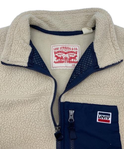 LEVI'S（リーバイス）LEVI'S (リーバイス) ボアジャケット ベージュ×ネイビー サイズ:Lの古着・服飾アイテム