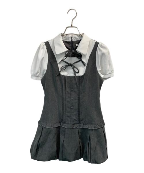 rilly emulie（リリーエミュリ）Rilly emulie (リリーエミュリ) Double Ribbon Ballon Pleats Onepiece グレー×ホワイト サイズ:Fの古着・服飾アイテム