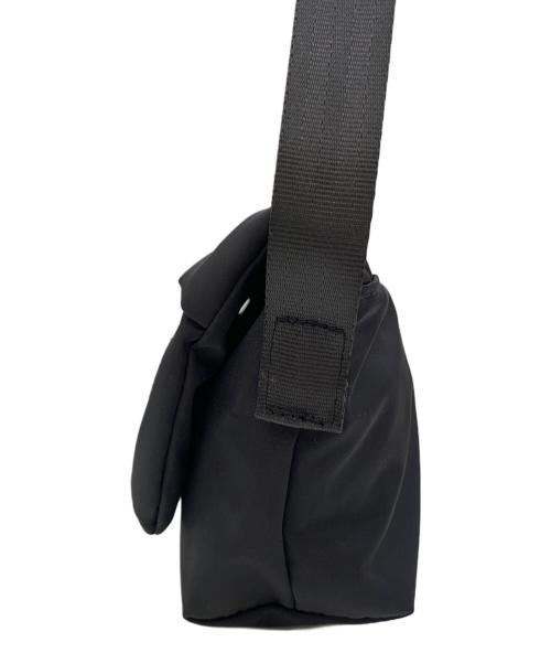 Manhattan Portage BLACK LABEL（マンハッタンポーテージ ブラックレーベル）Manhattan Portage BLACK LABEL (マンハッタンポーテージ ブラックレーベル) IRVING MESSENGER BAG ブラックの古着・服飾アイテム