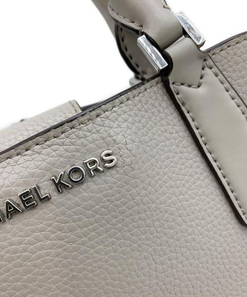MICHAEL KORS（マイケルコース）MICHAEL KORS (マイケルコース) 2WAYショルダーバッグ グレーの古着・服飾アイテム