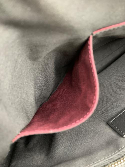 PAUL SMITH（ポールスミス）PAUL SMITH (ポールスミス) マルチストライプレザーショルダーバッグ ブラックの古着・服飾アイテム