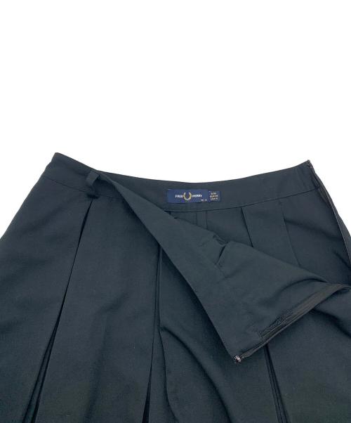 FRED PERRY（フレッドペリー）FRED PERRY (フレッドペリー) ショートパンツ ブラック サイズ:UK10の古着・服飾アイテム