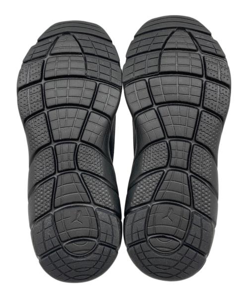 PUMA（プーマ）PUMA (プーマ) ソフトライド フレックス LSL イーズイン ワイド ランニングシューズ ブラック サイズ:25.0㎝の古着・服飾アイテム