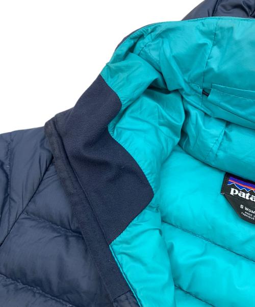 Patagonia（パタゴニア）Patagonia (パタゴニア) ライトダウンジャケット ネイビー サイズ:Sの古着・服飾アイテム