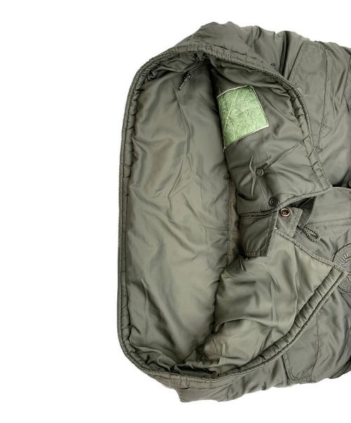 ALPHA INDUSTRIES（アルファインダストリーズ）ALPHA INDUSTRIES (アルファインダストリーズ) フライトジャケット カーキ サイズ:XLの古着・服飾アイテム