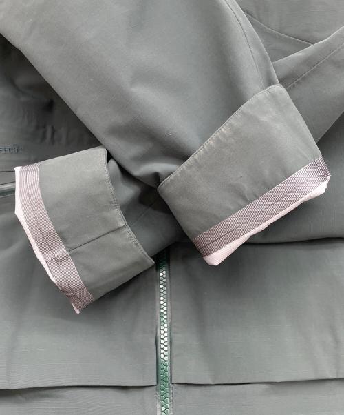 HAGLOFS（ホグロフス）HAGLOFS (ホグロフス) ネンガル 3L プルーフ パーカ ダークグリーン サイズ:Sの古着・服飾アイテム