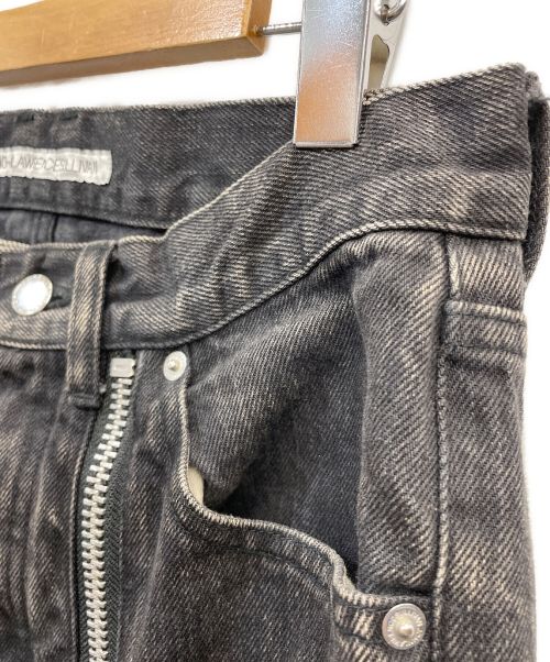 JOHN LAWRENCE SULLIVAN（ジョン ローレンス サリバン）JOHN LAWRENCE SULLIVAN (ジョンローレンスサリバン) ブリーチデニムジップパンツ ブラック サイズ:44の古着・服飾アイテム
