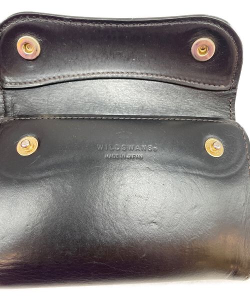 WILDSWANS（ワイルドスワンズ）WILDSWANS (ワイルドスワンズ) レザー三つ折り財布 ブラックの古着・服飾アイテム